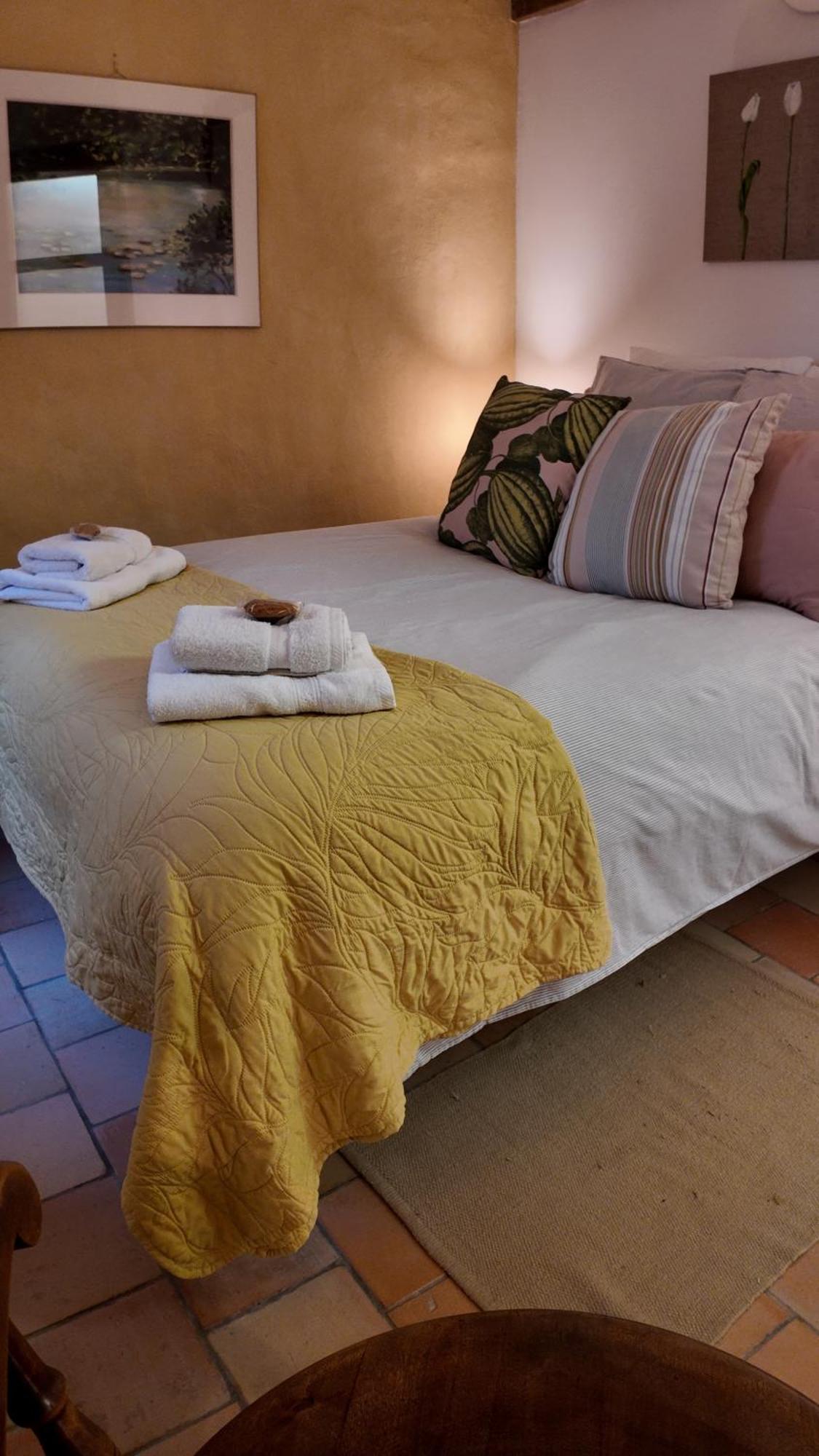 Repos à Ribérac B&B Extérieur photo